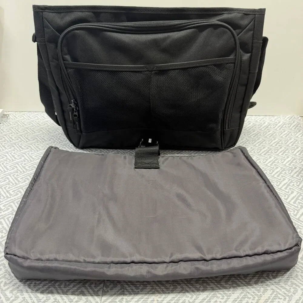 Solo Active 15.6 Laptop Messenger Bag Black Gray Briefcase Shoulder Travel NWT
